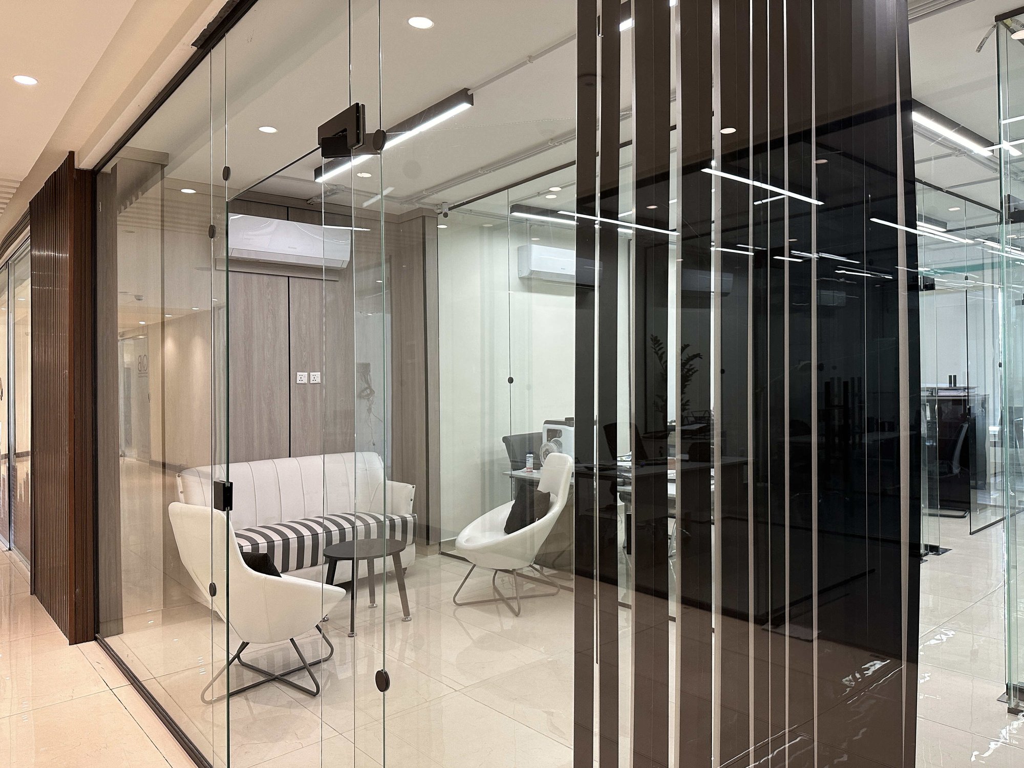 Office 114 7